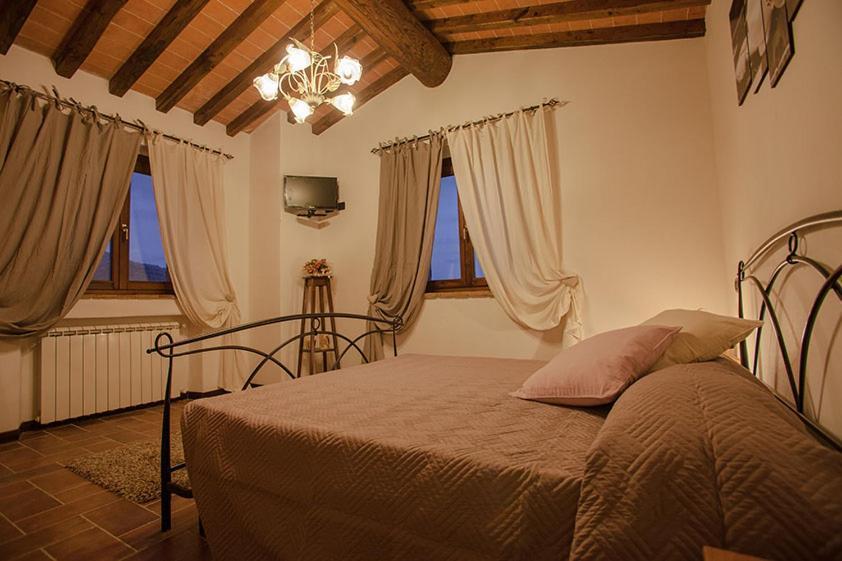 Agriturismo Casa Al Povero Volterra Exteriér fotografie